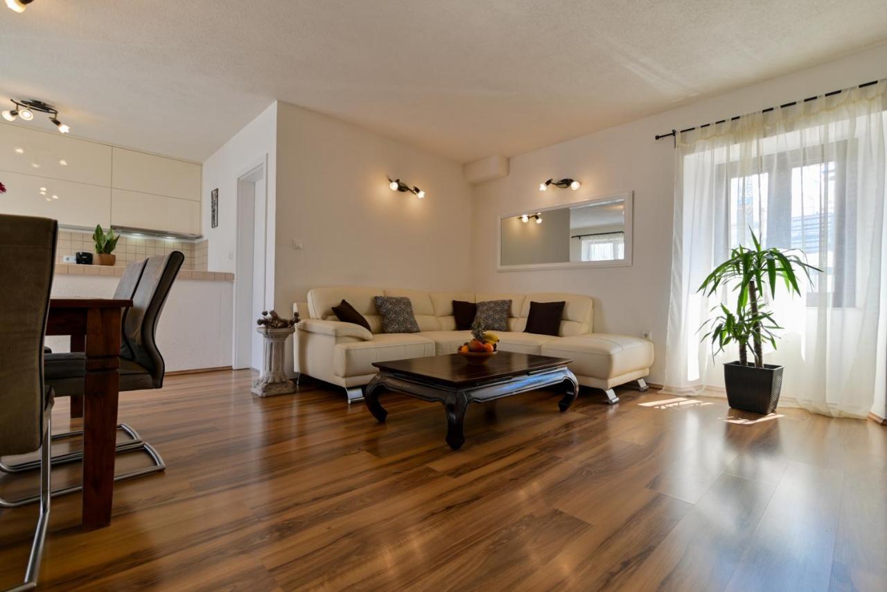 Apartman Ciciliani Trogir Exterior foto