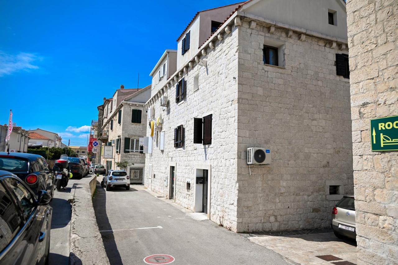 Apartman Ciciliani Trogir Exterior foto