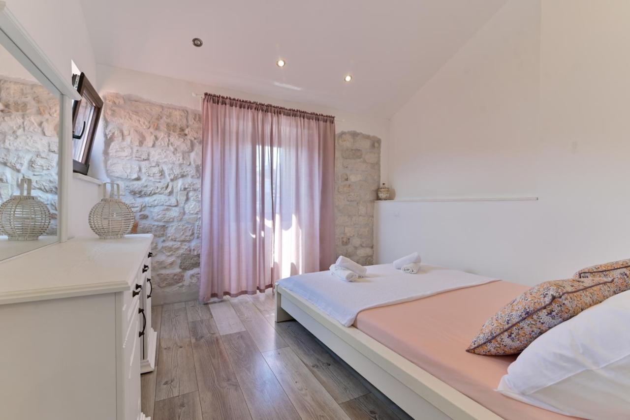 Apartman Ciciliani Trogir Exterior foto